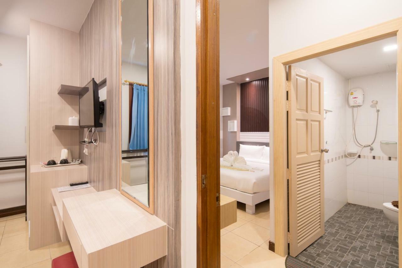 Baan Thai Beach Side Residence Patong Ngoại thất bức ảnh