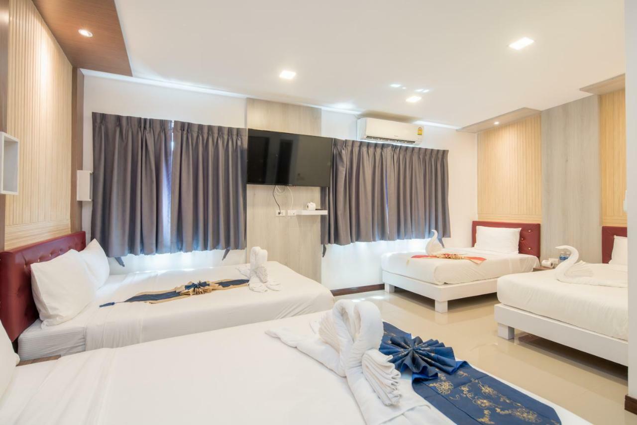 Baan Thai Beach Side Residence Patong Ngoại thất bức ảnh